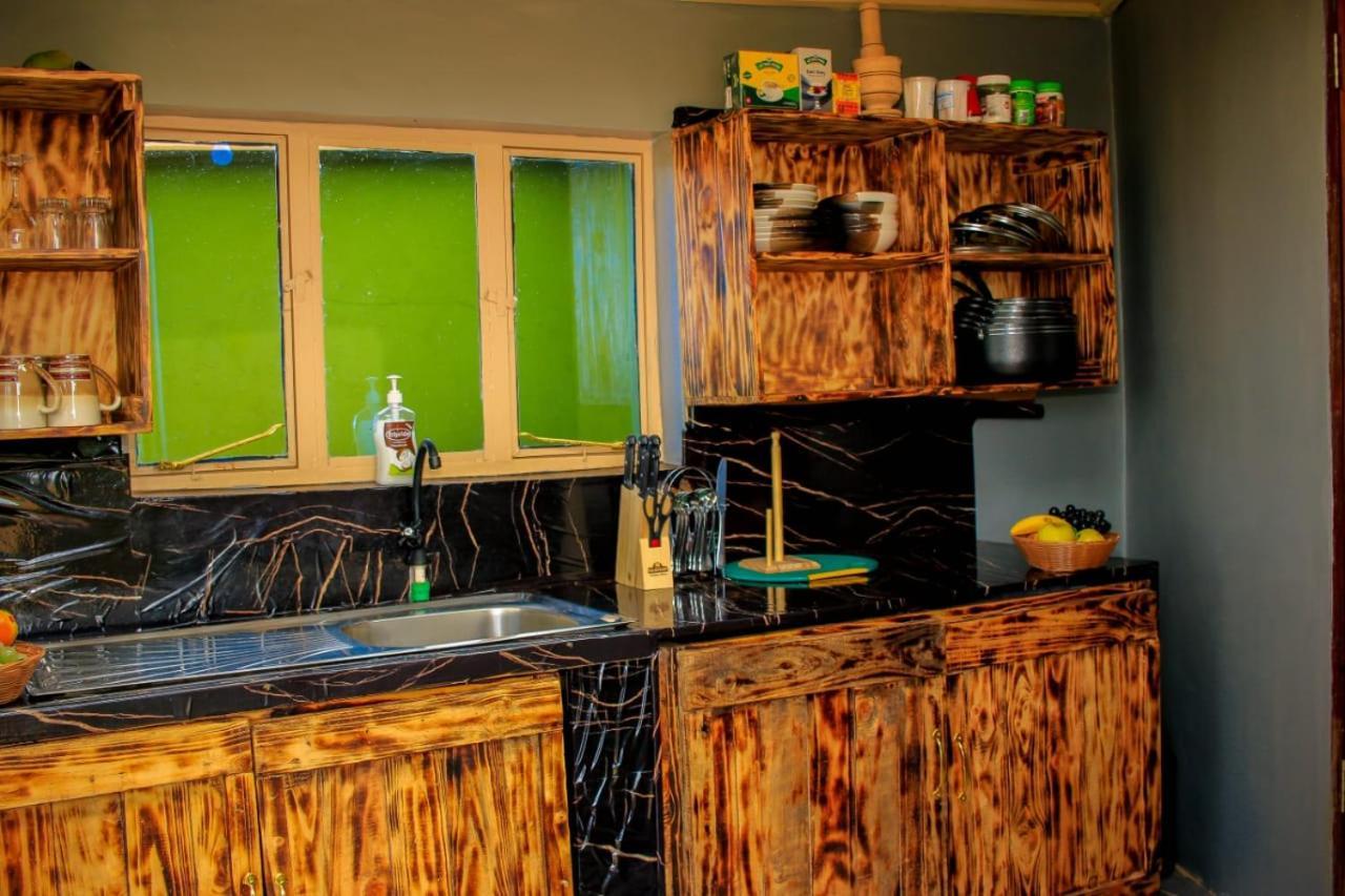 Amanya 3-Bedroom Hut อัมโบเซลี ภายนอก รูปภาพ