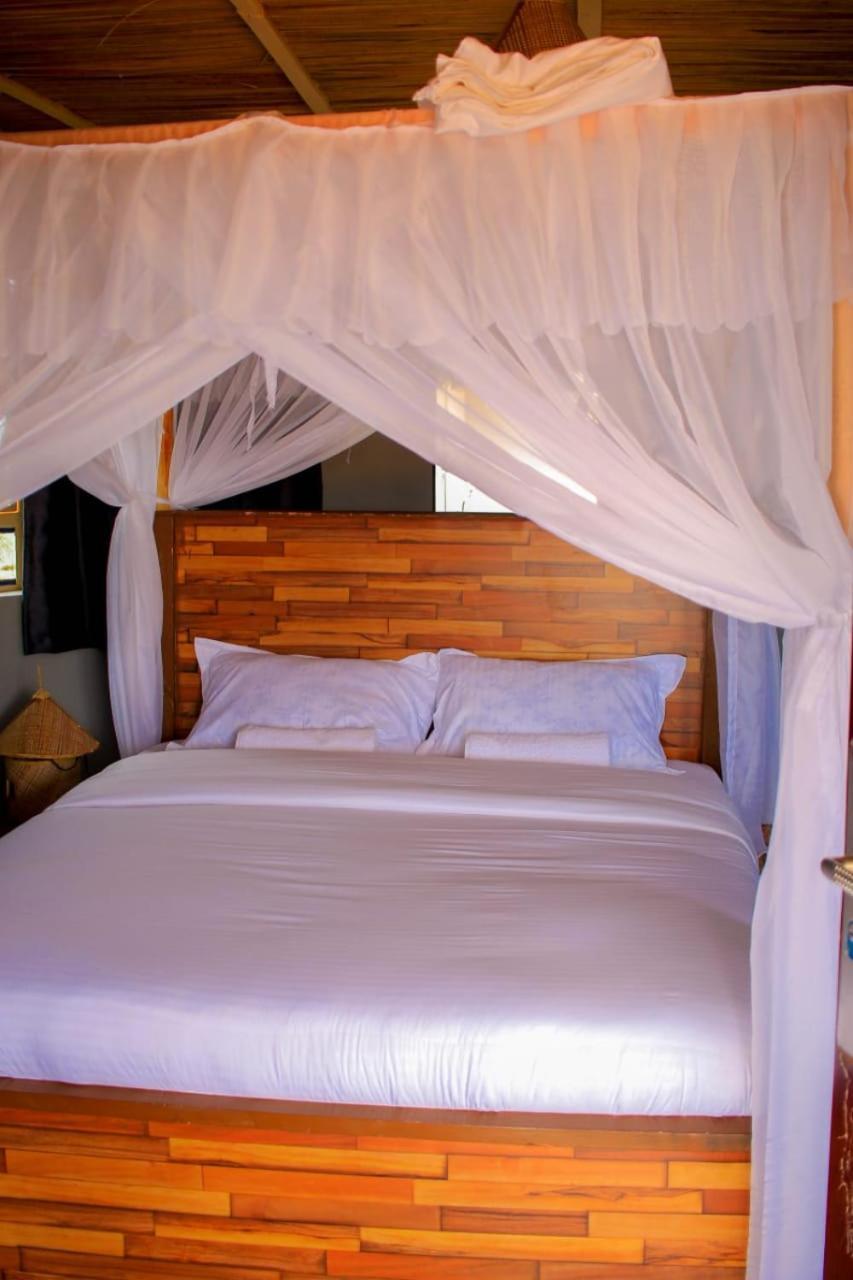 Amanya 3-Bedroom Hut อัมโบเซลี ภายนอก รูปภาพ