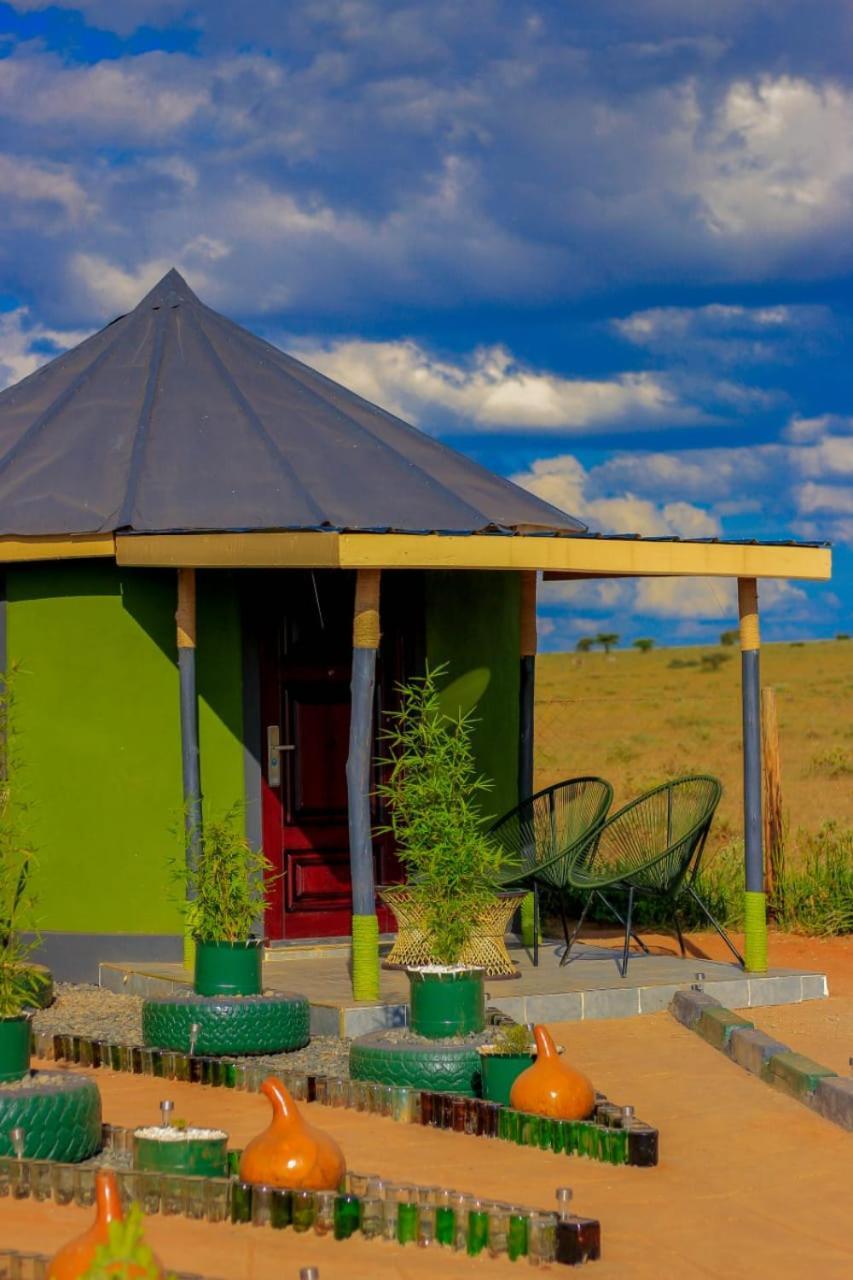 Amanya 3-Bedroom Hut อัมโบเซลี ภายนอก รูปภาพ