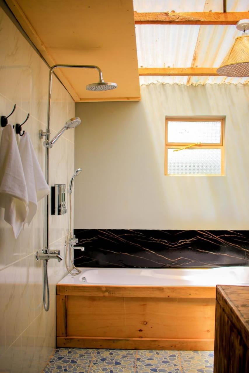 Amanya 3-Bedroom Hut อัมโบเซลี ภายนอก รูปภาพ